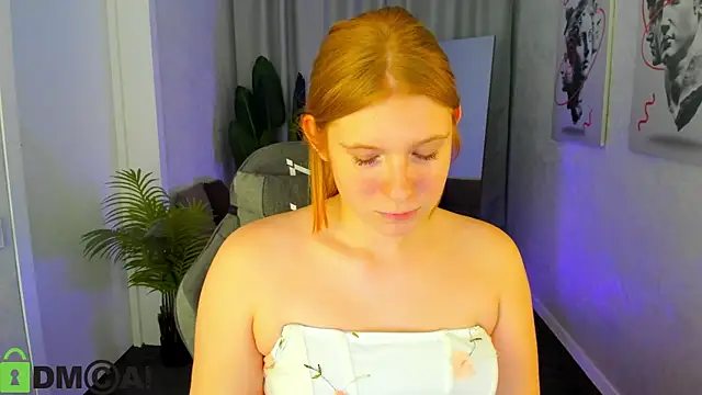 Snapshot of Sally_Ange1 chatting on 04/25/26, 01:41 Sally Ange1 online show from 04/25/26, 01:41