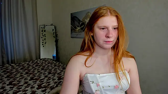 Snapshot of Sally_Ange1 chatting on 04/27/26, 12:52 Sally Ange1 online show from 04/27/26, 12:52