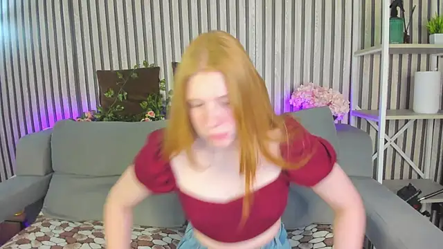 Snapshot of Sally_Ange1 chatting on 05/20/26, 01:01 Sally Ange1 online show from 05/20/26, 01:01