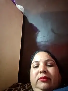 Chanchal cute online show from 02/15/26, 10:36