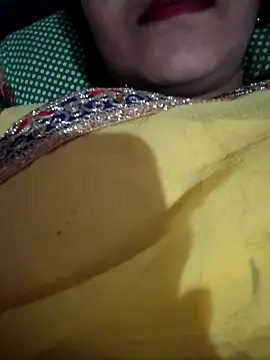 Nilam cute online show from 03/02/26, 12:45