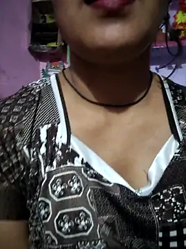 Nilam cute online show from 06/03/26, 11:57