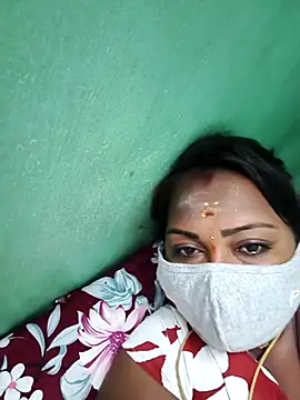 Tamil Hot Priya online show from 02/15/26, 11:34