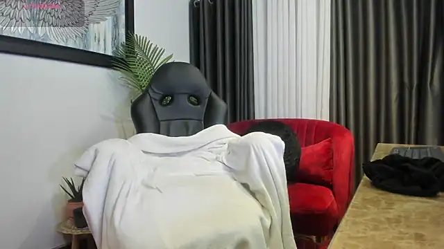 VictoriaPaker online show from 07/03/26, 11:05