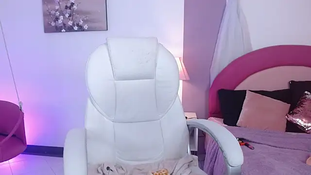 Kaoryy 1 online show from 04/18/26, 11:36