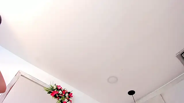 IvonneOwen online show from 03/06/26, 03:25