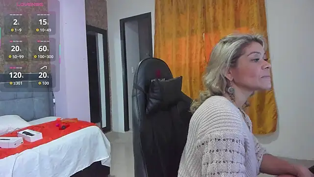 tabata monroe online show from 02/05/26, 02:33