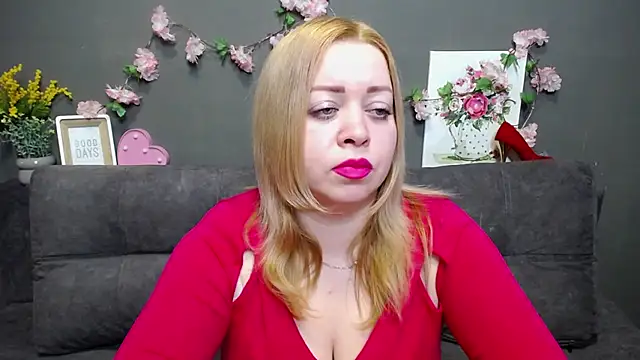 OliviaVerr online show from 01/12/26, 01:16