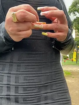 nathacha1230 online show from 04/14/26, 08:15