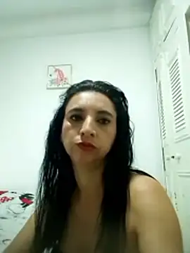 mariana santacoloma online show from 06/10/26, 11:35