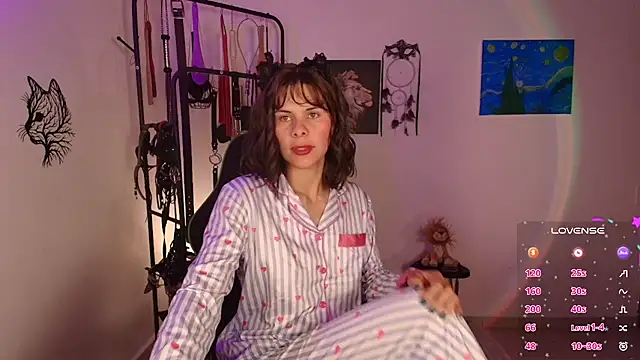 Snapshot of ariannaconnor_ chatting on 05/04/26, 01:29 ariannaconnor online show from 05/04/26, 01:29