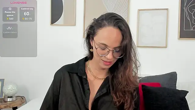 Julianneharris online show from 03/19/26, 02:54