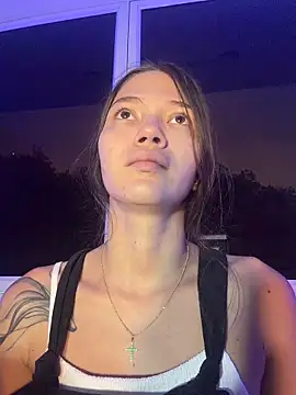 EmmaJhoons online show from 02/01/26, 11:42