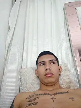 Scook Gray  online show from 04/03/26, 03:43