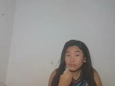 Zyeiii online show from 05/10/26, 08:47