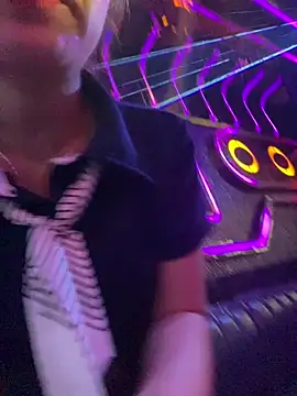 Angela loveee online show from 04/17/26, 05:21