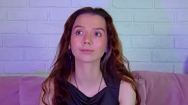 VanessaVienne online show from 04/19/26, 04:06