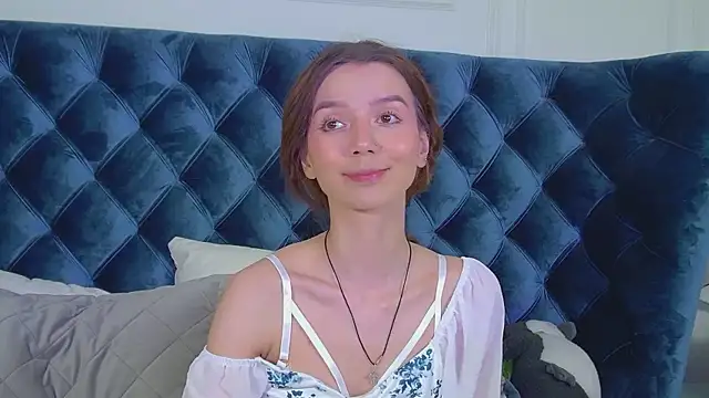 VanessaVienne online show from 04/20/26, 04:21