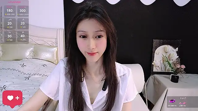 Snapshot of Queenbb88 chatting on 06/05/26, 11:49 Queenbb88 online show from 06/05/26, 11:49