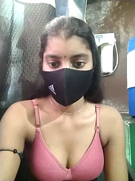 Erotic-Girl online show from 02/07/26, 10:52