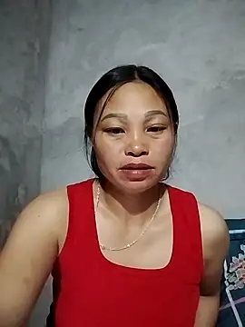 Snapshot of miray- chatting on 05/24/26, 01:05 miray- online show from 05/24/26, 01:05