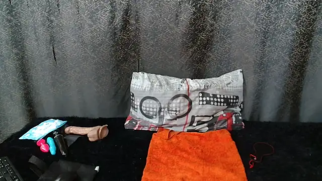 Amanda April online show from 03/31/26, 05:57