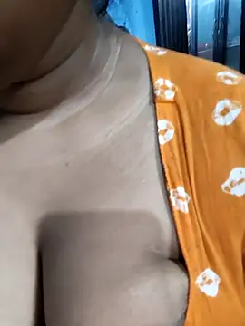 Desi Nil pori online show from 04/21/26, 05:28