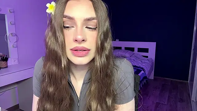 Snapshot of MachelleSpader chatting on 02/10/26, 07:56 MachelleSpader online show from 02/10/26, 07:56