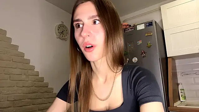 ElsieKuhlmann online show from 02/10/26, 02:15