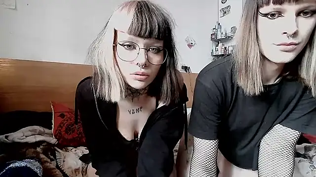 Snapshot of kicianiunia chatting on 03/08/26, 02:10 kicianiunia online show from 03/08/26, 02:10