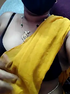 Snapshot of suma_telugu1 chatting on 04/29/26, 01:32 suma telugu1 online show from 04/29/26, 01:32