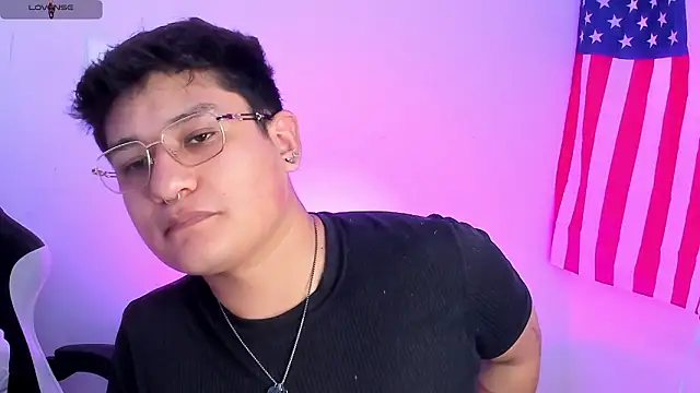 Theo Rowan online show from 02/17/26, 08:15