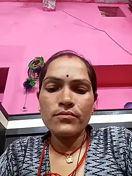 Snapshot of Sonam15884 chatting on 04/25/26, 03:20 Sonam15884 online show from 04/25/26, 03:20