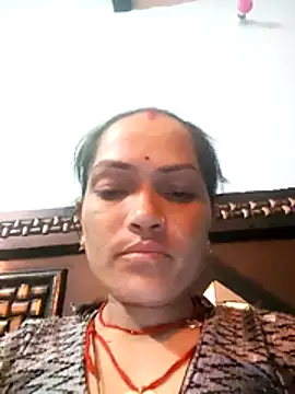 Snapshot of Sonam15884 chatting on 05/04/26, 04:36 Sonam15884 online show from 05/04/26, 04:36