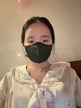 Gwen879 online show from 04/15/26, 12:39