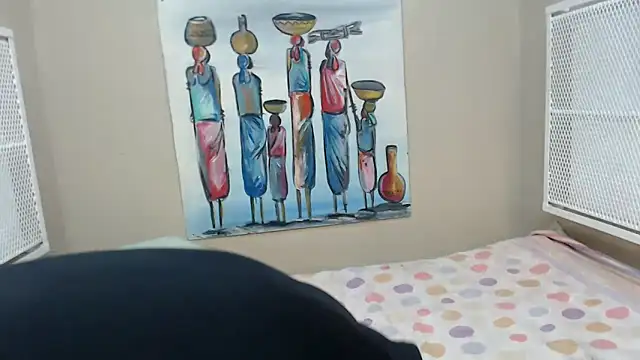 TallDivaNoir online show from 04/19/26, 09:30