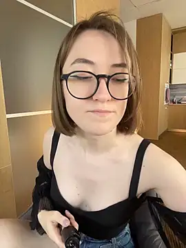 Persephone Kore online show from 04/26/26, 02:37