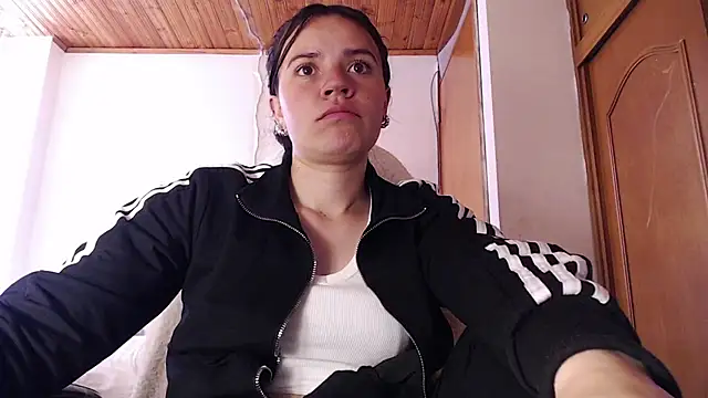 Shanel Lozano online show from 02/04/26, 07:42