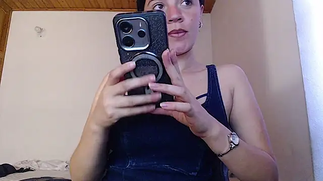 Shanel Lozano online show from 05/24/26, 04:23
