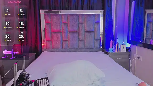 LeoMonnroe online show from 04/08/26, 07:14