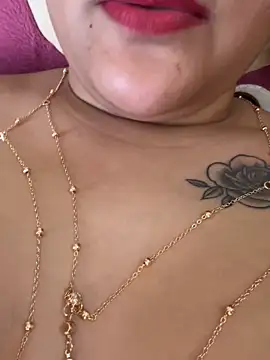 HotNeha08 online show from 04/06/26, 05:41