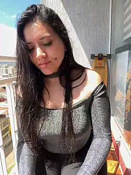 Veronica Wins  online show from 04/20/26, 03:04