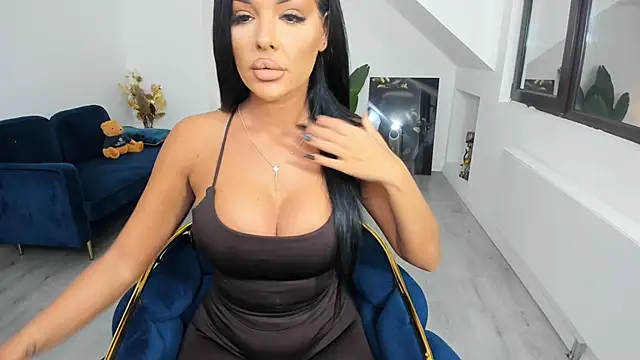 Snapshot of CrazyDollxx chatting on 01/17/26, 06:00 CrazyDollxx online show from 01/17/26, 06:00