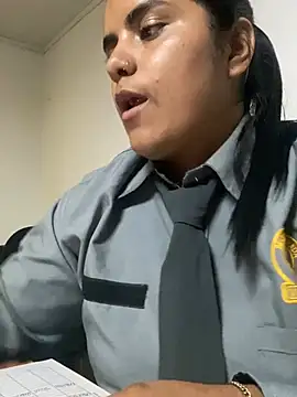 Snapshot of Isabel_3 chatting on 02/05/26, 01:54 Isabel 3 online show from 02/05/26, 01:54