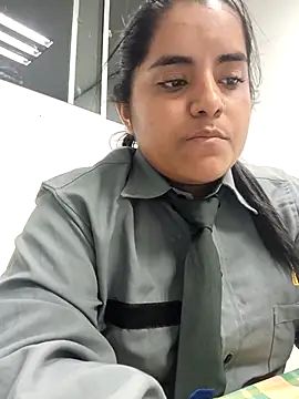 Snapshot of Isabel_3 chatting on 02/11/26, 03:22 Isabel 3 online show from 02/11/26, 03:22