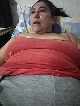 PatriciaGrajales online show from 04/19/26, 05:01