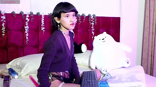 Snapshot of Veronica_Lamberth chatting on 03/15/26, 04:40 Veronica Lamberth online show from 03/15/26, 04:40