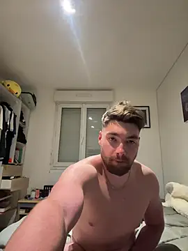 raph5666 online show from 03/23/26, 08:35