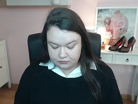 HollyDanceSoul online show from 02/13/26, 05:36