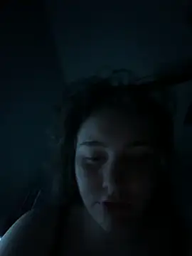 Snapshot of julia4thewin chatting on 05/01/26, 04:17 julia4thewin online show from 05/01/26, 04:17